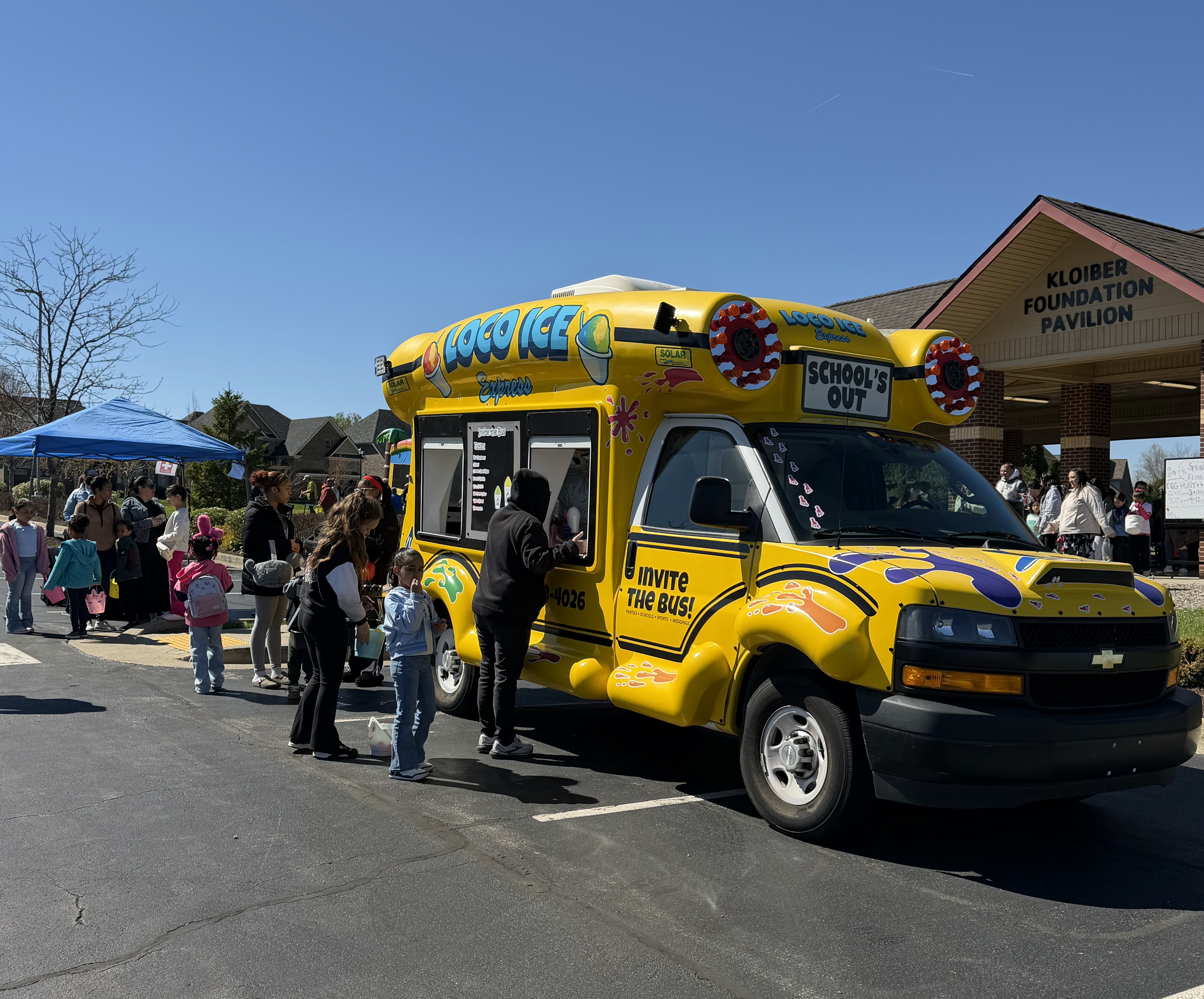Large Loco Ice cup with multiple flavors